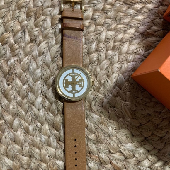 Tory Burch Reva Watch - Picture 2 of 4